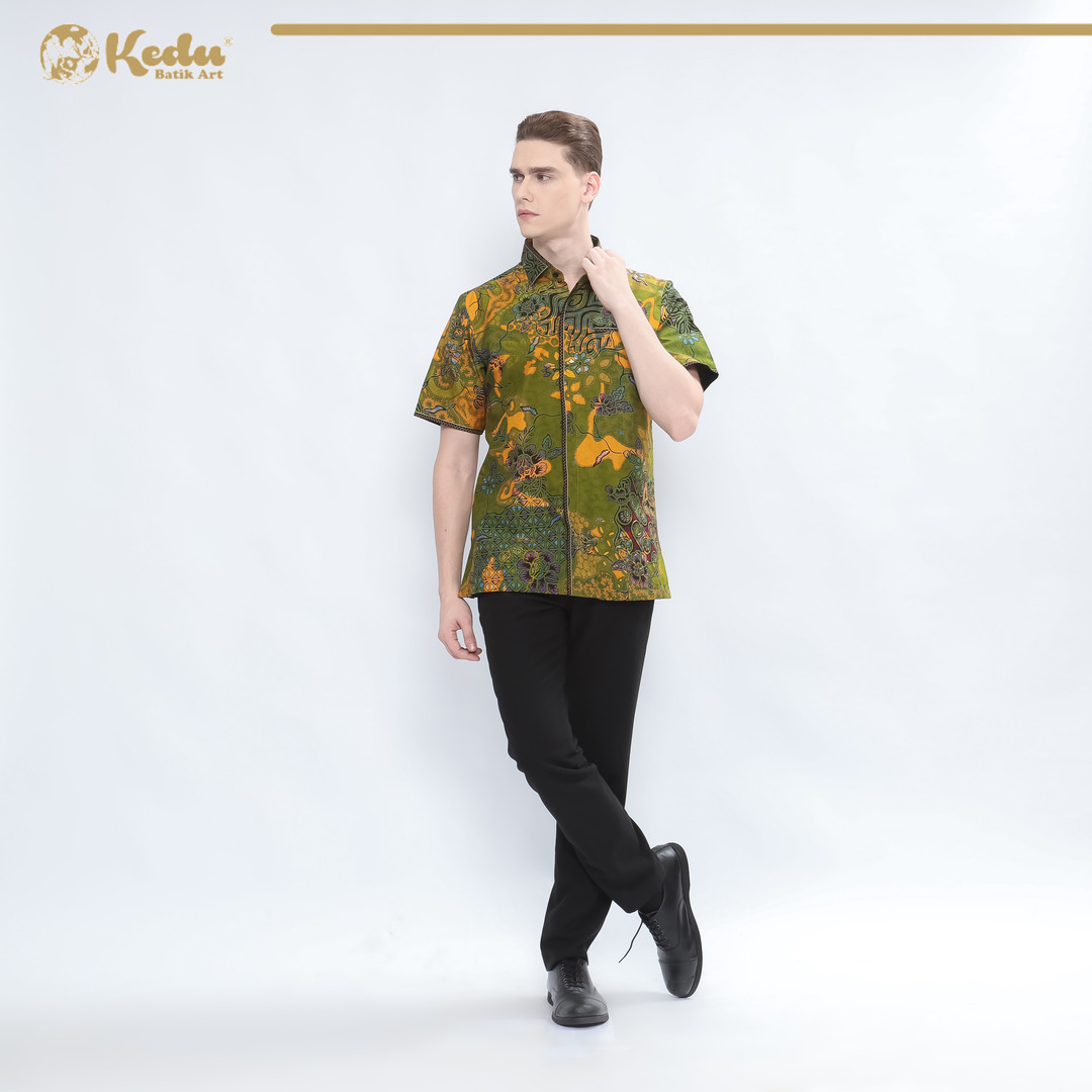 Ayuma - Kemeja Batik Pria Lengan Pendek Regular Fit Bordir Smock Katun Kuning