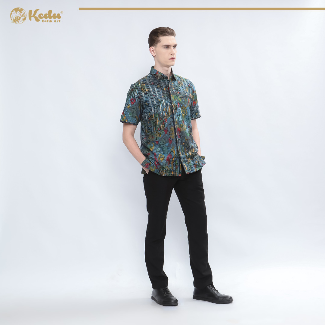 Tamara - Kemeja Batik Pria Lengan Pendek Regular Fit Bordir Smock Katun Biru