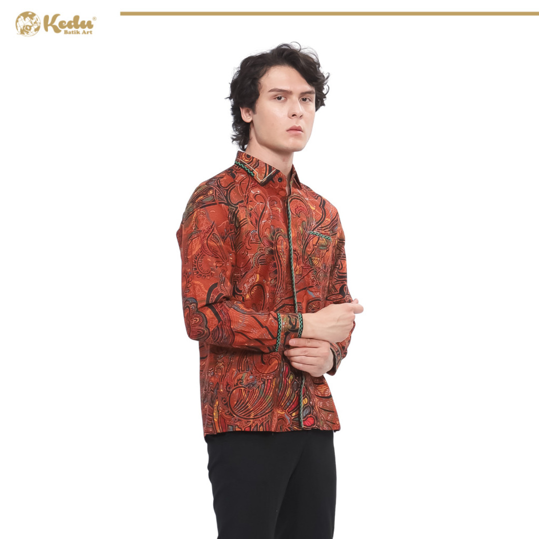 Elvara - Kemeja Batik Pria Lengan Panjang Regular Fit Bordir Smock Dobby Terracota