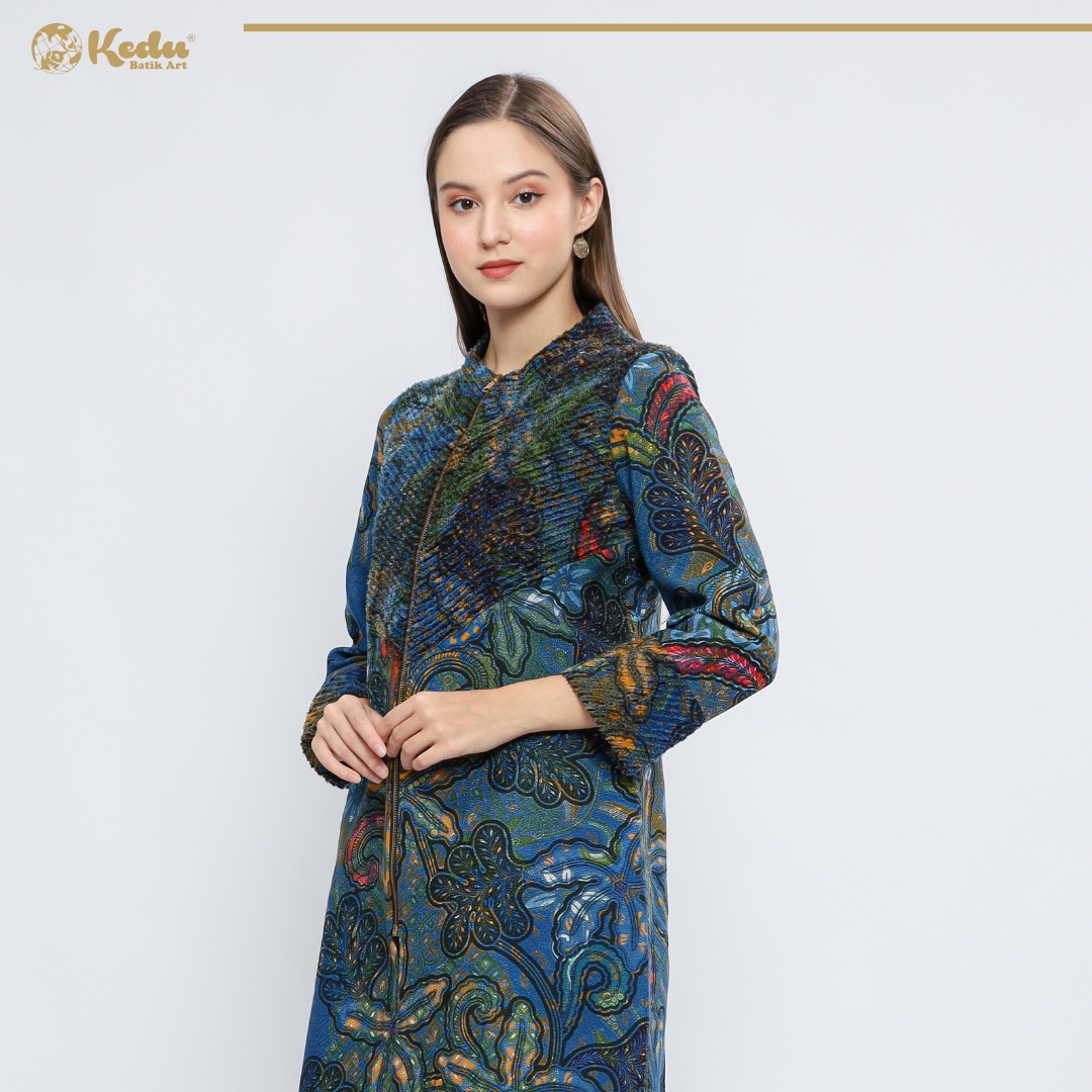 Nayaka - Tunik Batik Wanita Aksen Bulu Dobby Biru