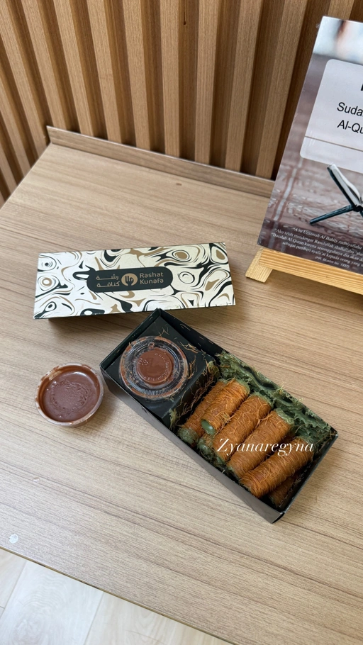 RASHAT KUNAFA ROLL MADINAH