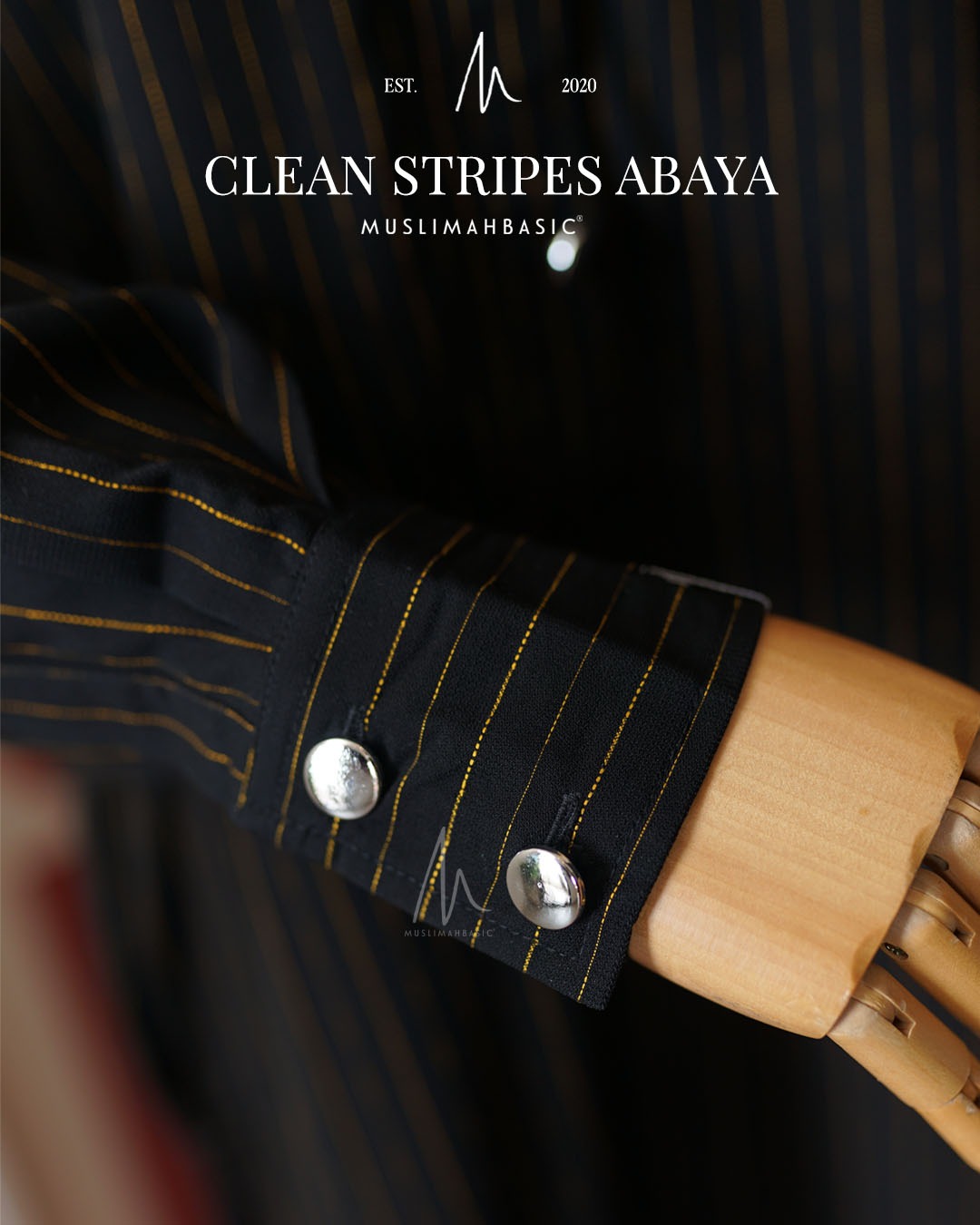 Clean Stripes Abaya