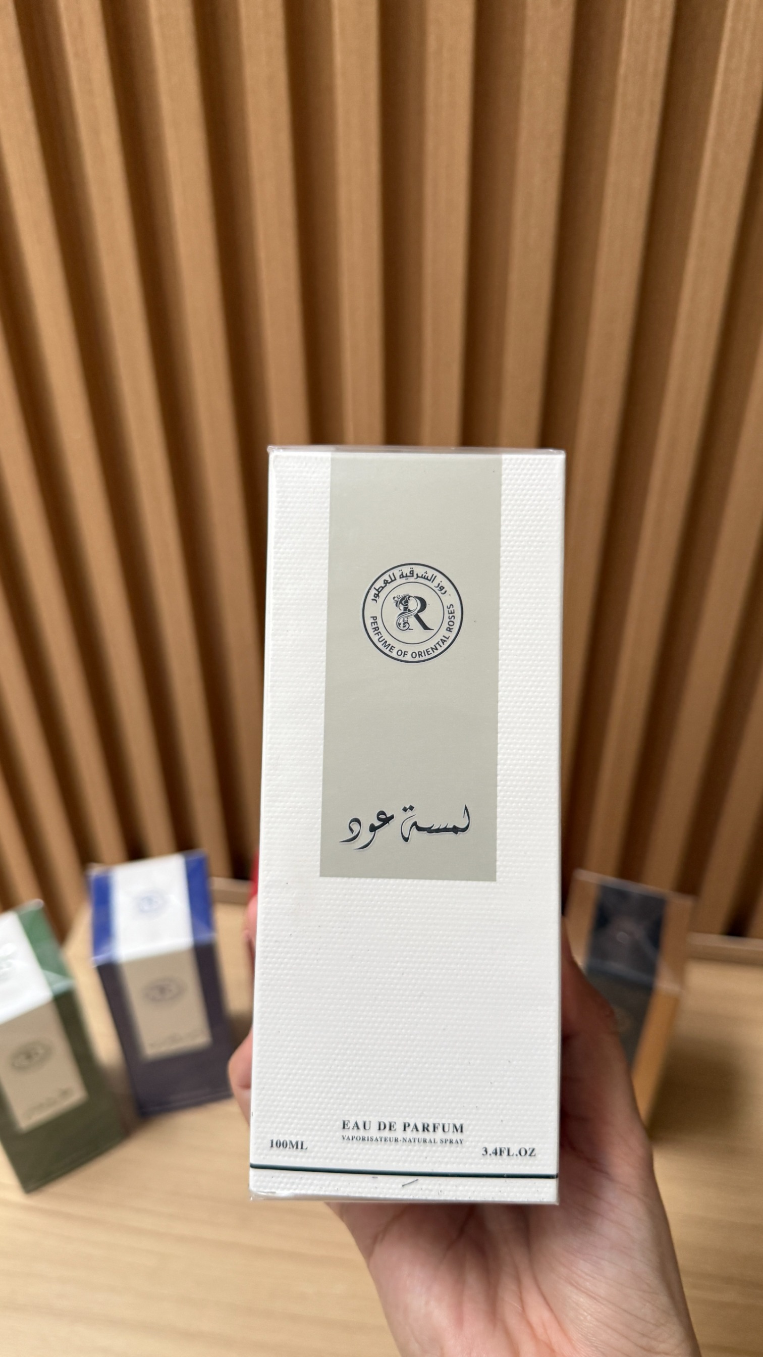 ROSE OF ORIENTAL SPRAY
