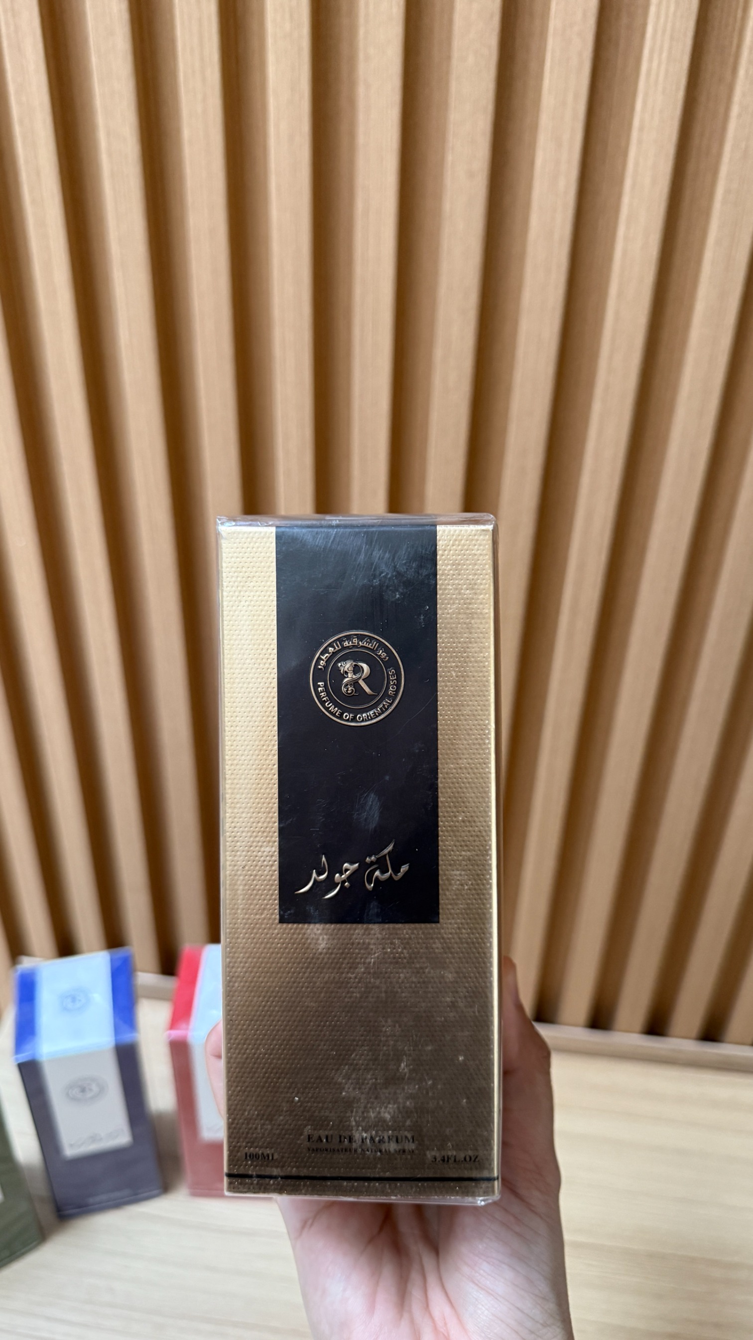 ROSE OF ORIENTAL SPRAY
