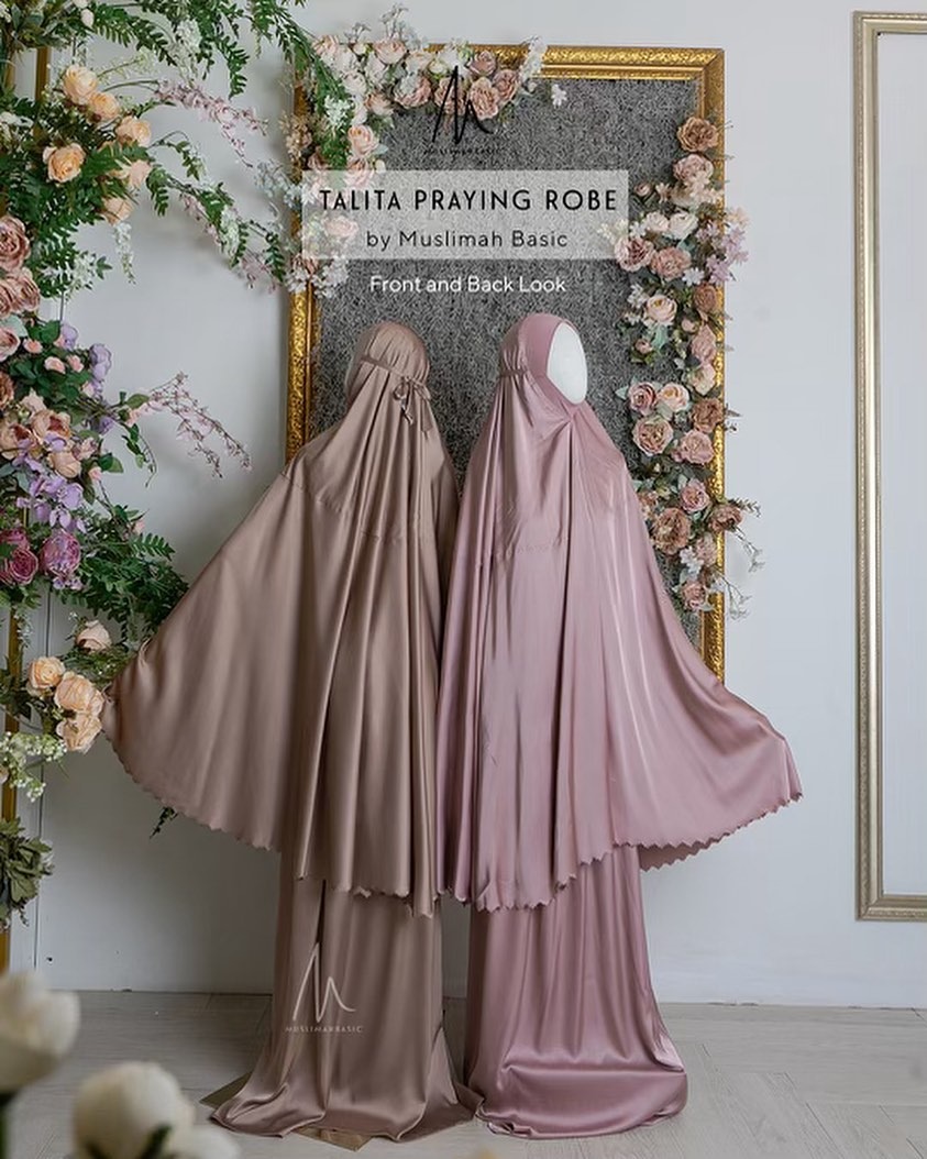 Talita Praying Robe
