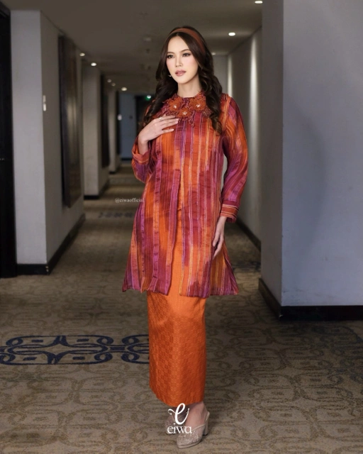 Image of Bodo Top Vasya Orange Purple | EIWA