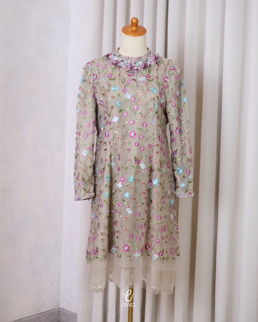 Image of Dayra Tunik Sage Flower | EIWA 