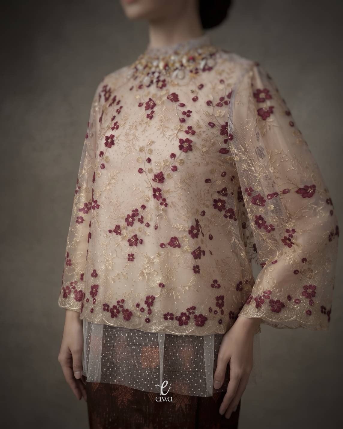 Sirena top creamy maroon |EIWA