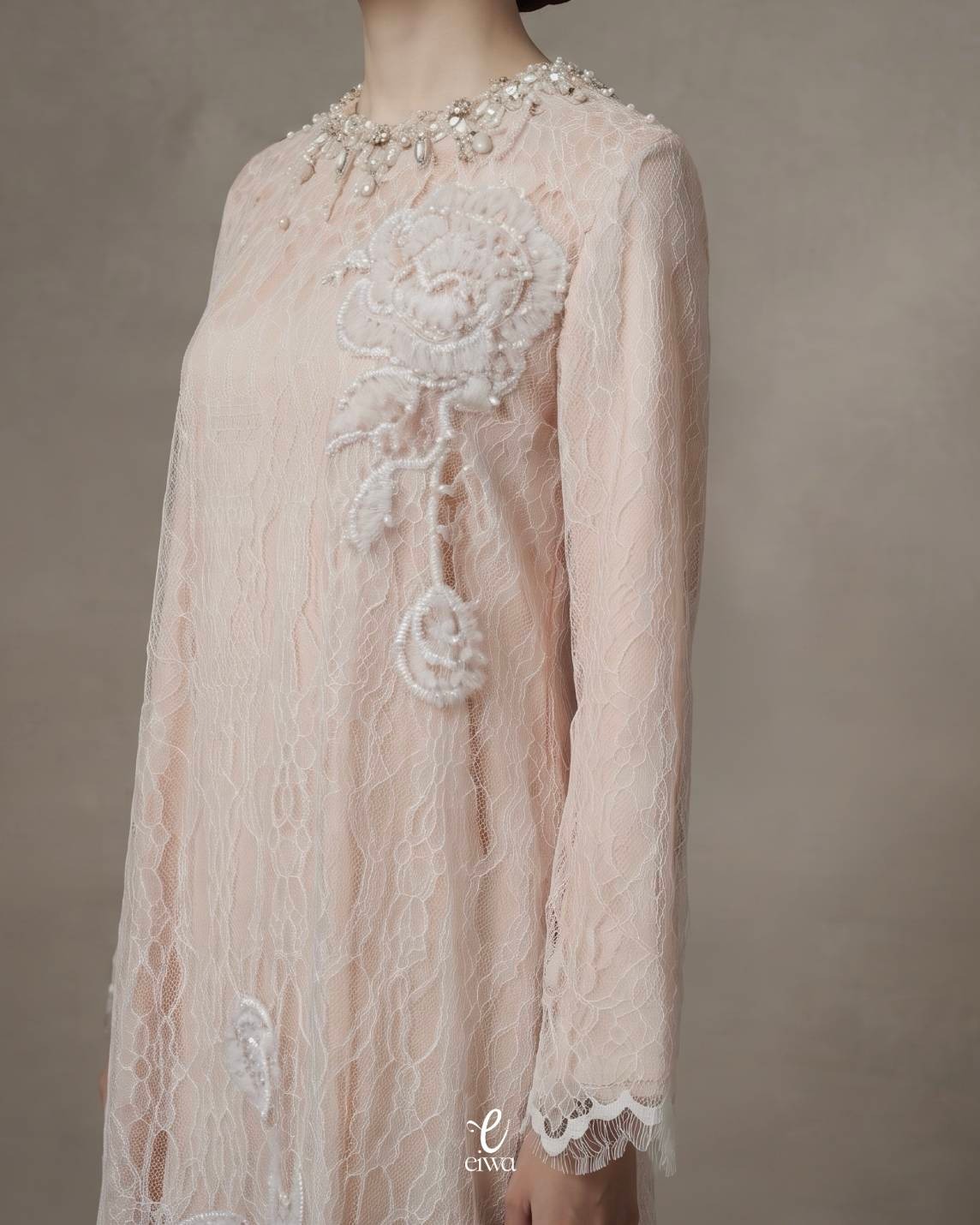 Suana dress white cream |EIWA