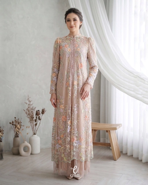 Image of Outer Dress Shilvaya Peach | Eiwa