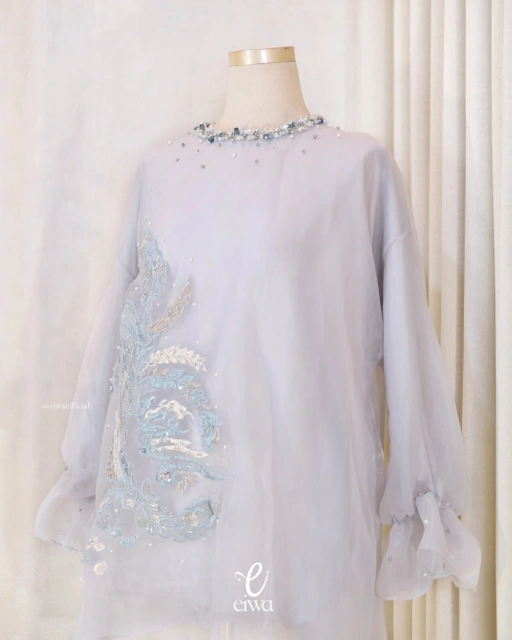 Image of Veylin Bodo Top Grays | EIWA 