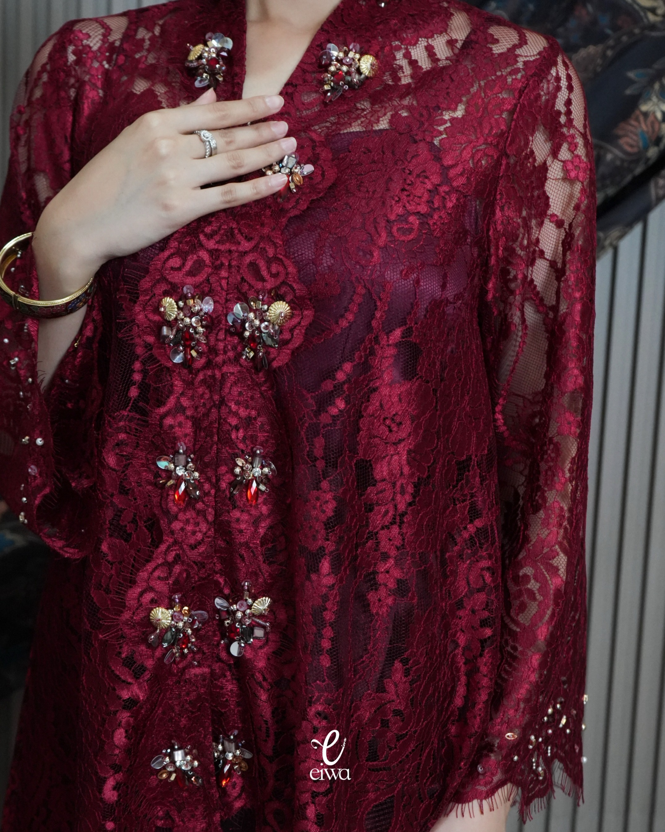 Kartini Top Red | EIWA