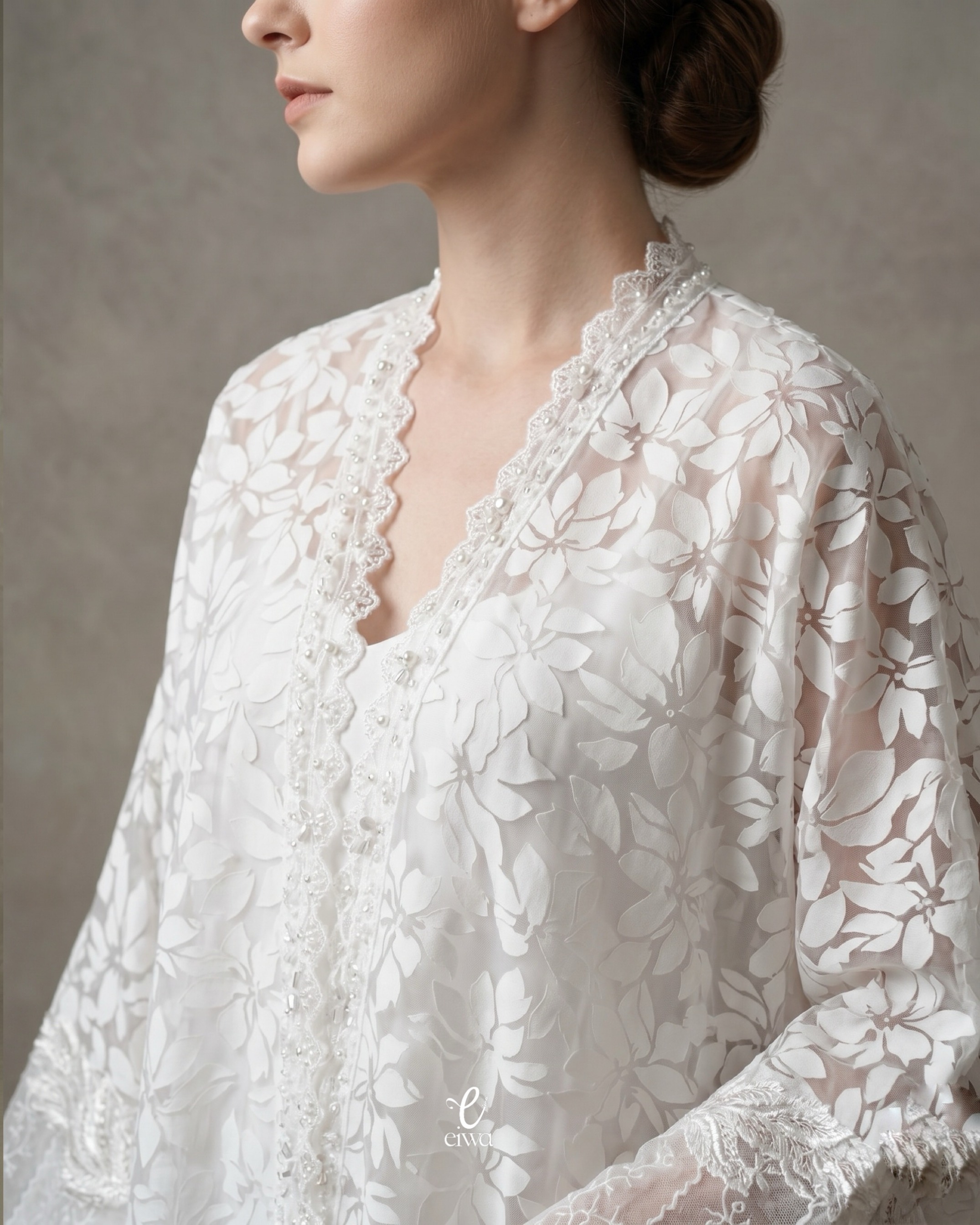 Triflor Outer Dress White | EIWA