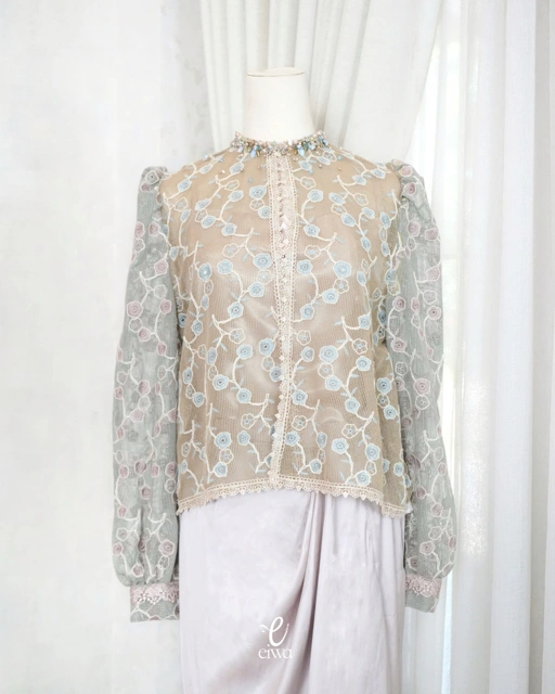 Image of Outer Top Selyni Brown Mint  | EIWA