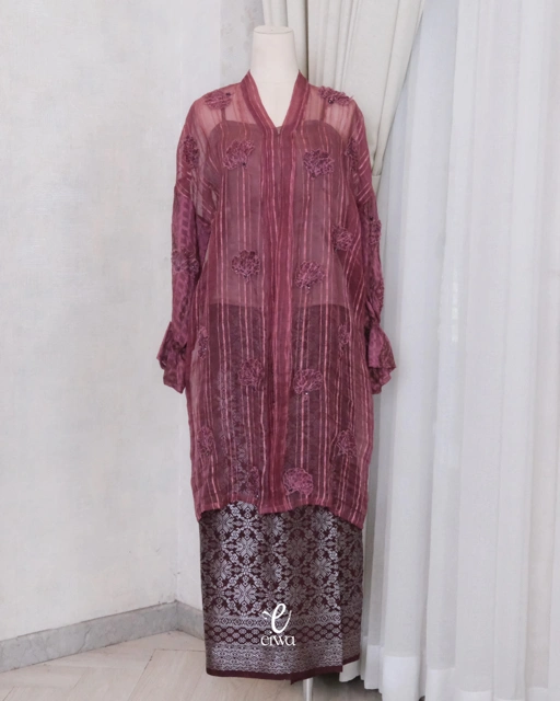 Image of Varsya Outer Tunik Purple | EIWA