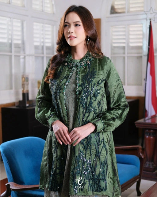 Image of Selinaa Tunik Green | EIWA