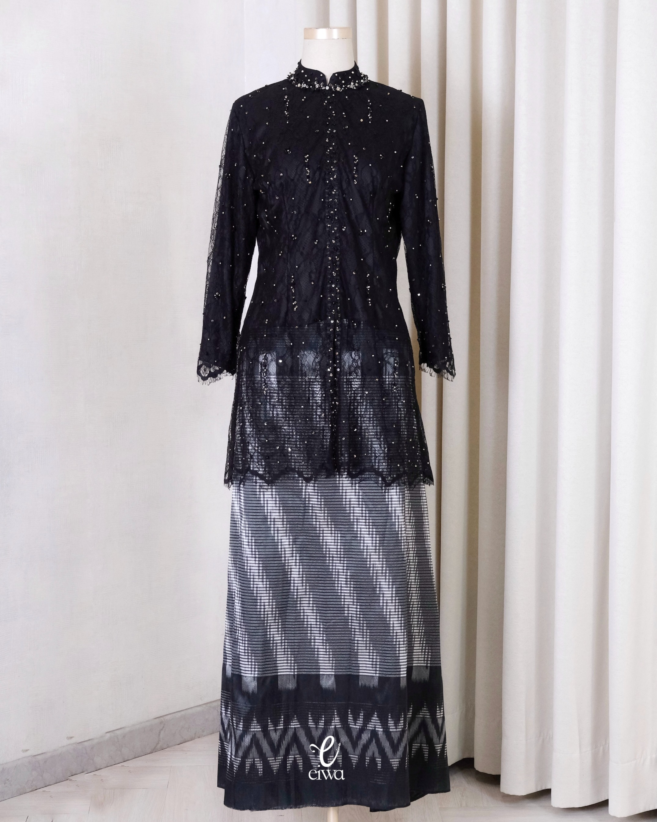 Kebaya Amery Black  | EIWA