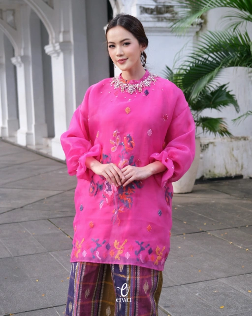 Image of Bodo Top Vysqa Fusia | EIWA