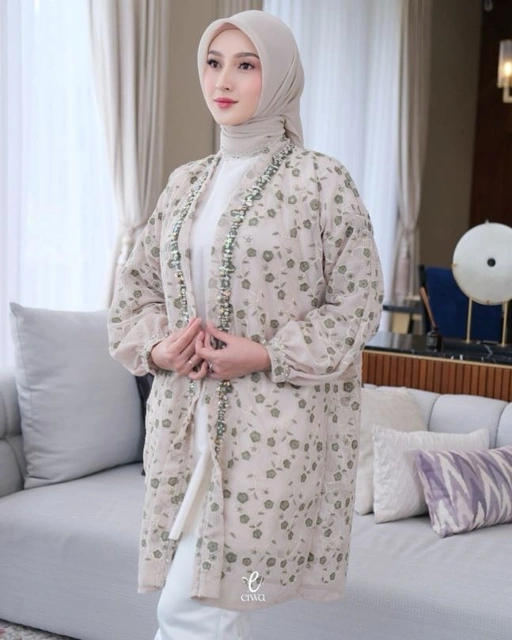 Image of Felora Outer Tunik Creamy Sage | Eiwa