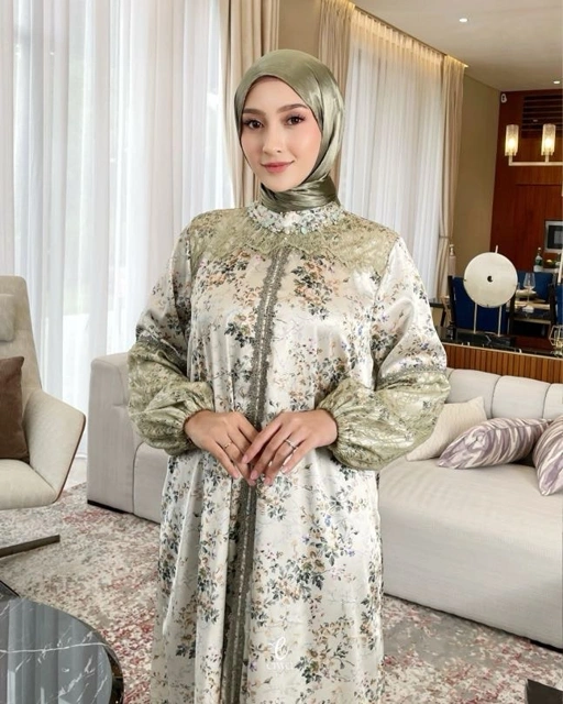 Image of Arinda Dress Sage | Eiwa