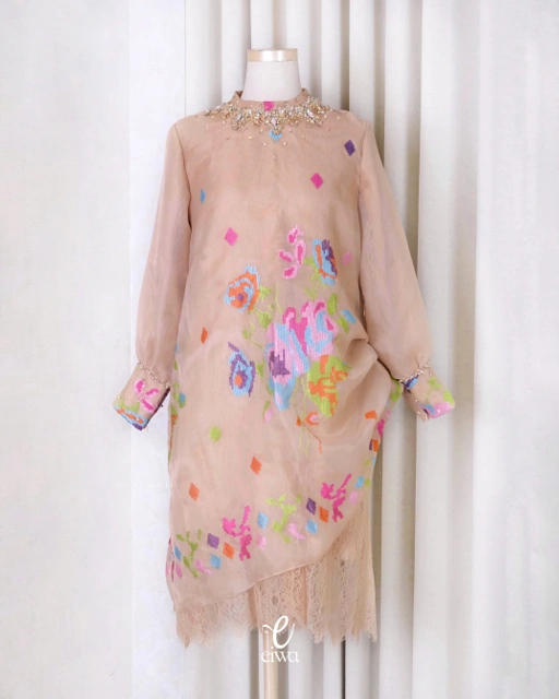 Image of Bodo Top Shanum Cream |EIWA    