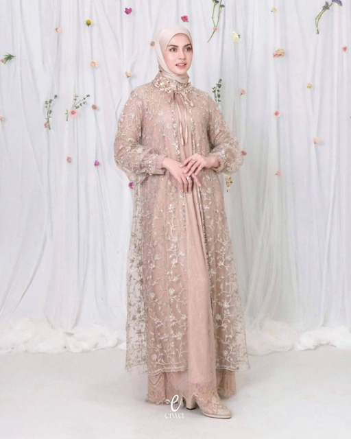 Image of Lareine Dress Cappucini | EIWA