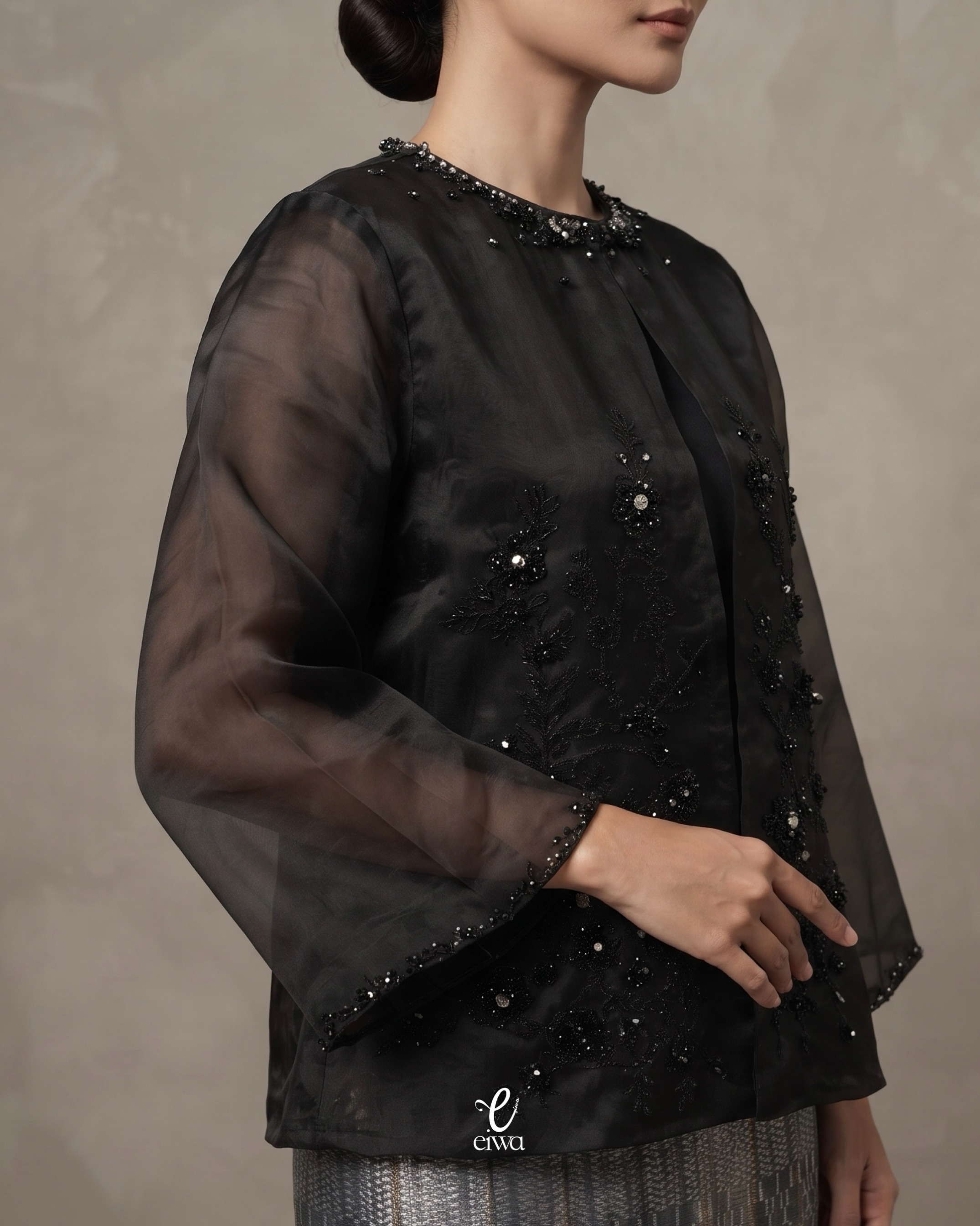 Quenay Top Black | EIWA