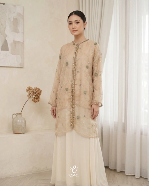 Image of Varsya Outer Tunik Cream | EIWA
