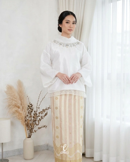 Image of Shanum Top White | EIWA