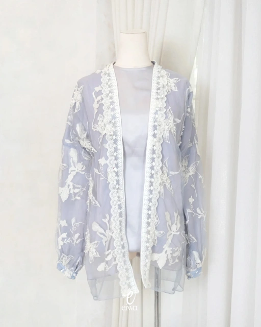 Image of Outer Top Mayana White Blue | EIWA