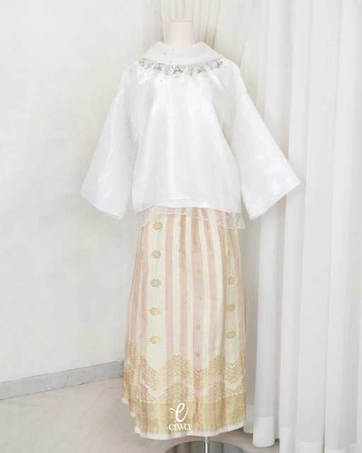 Image of Shanum Top White | EIWA