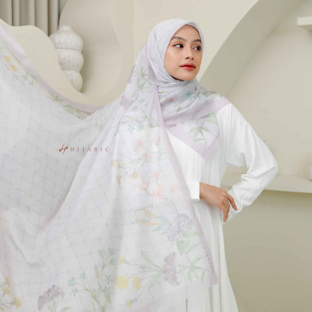 Hijabic - Bloomy Pattern Scarves / Kerudung Segi Empat Motif Premium Size 110x110cm