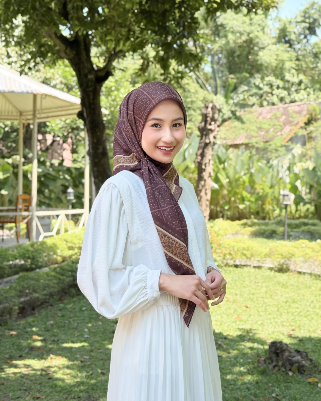 Hijabic - Ethnic Pattern Scarves / Segiempat Motif / Segiempat Paris Original 112x112cm Premium
