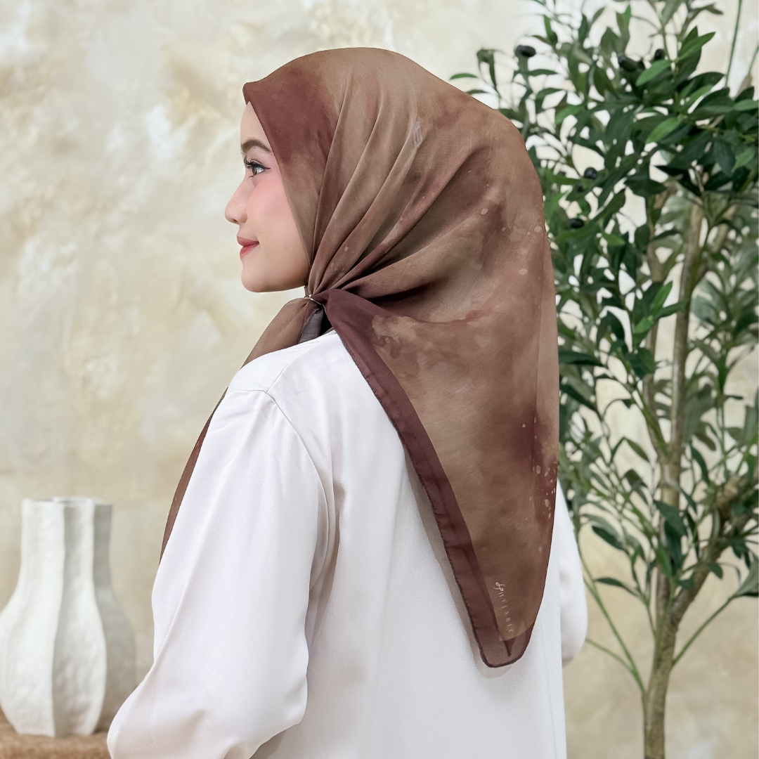 Hijabic - Abstract Pattern Scarves Vol II ( Hijab Segiempat Motif Abstrak size 112x112cm Bahan Paris Original/Hijab Motif Paris)