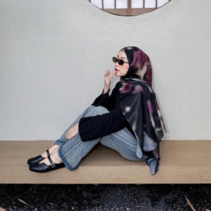 Hijabic - Abstract Pattern Shawl Vol VI ( Hijab Pashmina Motif Abstrak size 180x70cm Bahan Paris Original/Hijab Motif Paris )