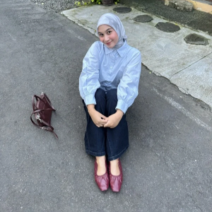 Hijabic - Abstract Pattern Scarves Vol V ( Hijab Segiempat Motif Abstrak size 112x112cm Bahan Paris Original/Hijab Motif Paris)