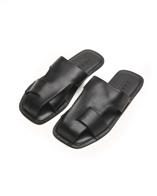 Nerin Flats Black