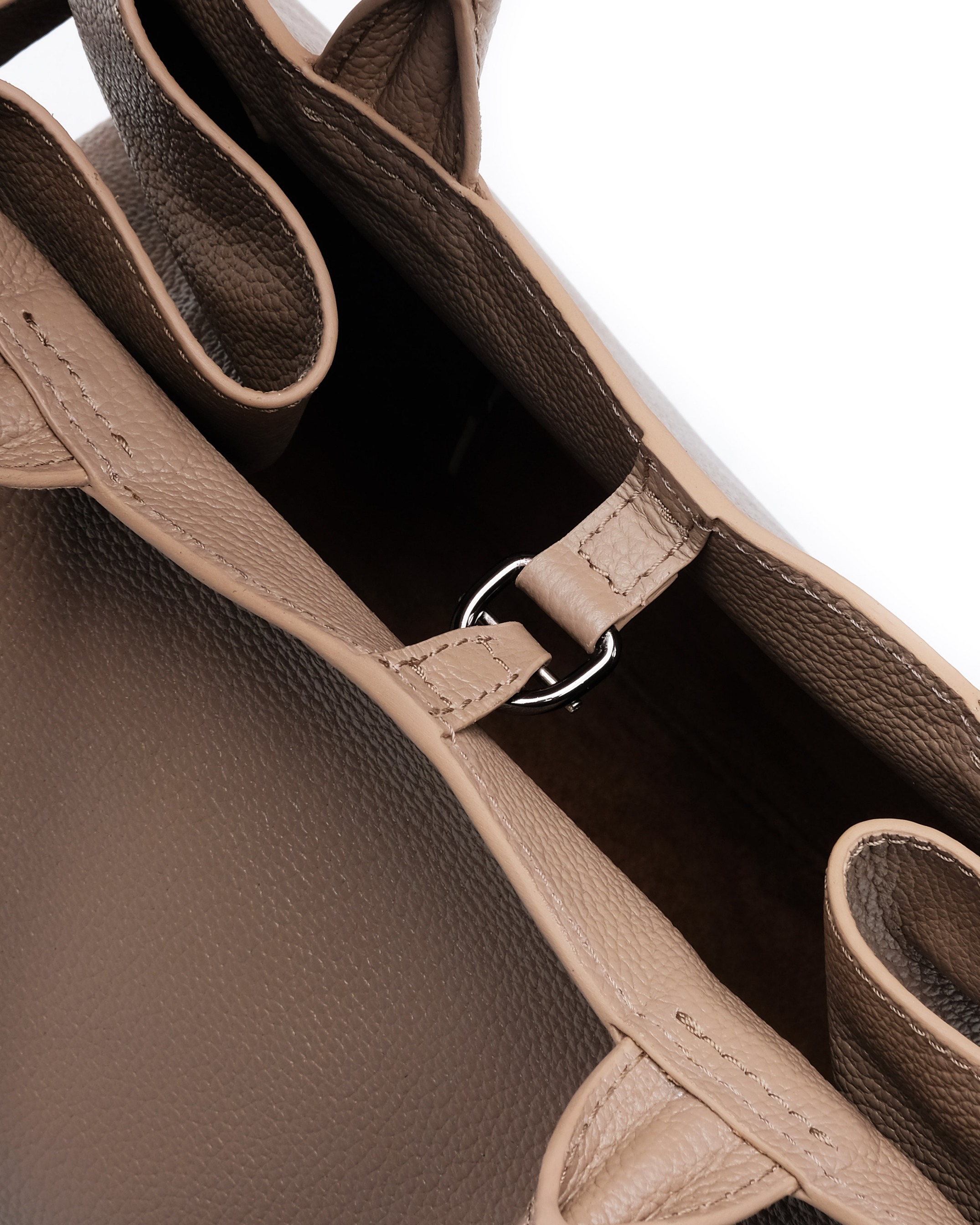 Tana Handbag Etoupe
