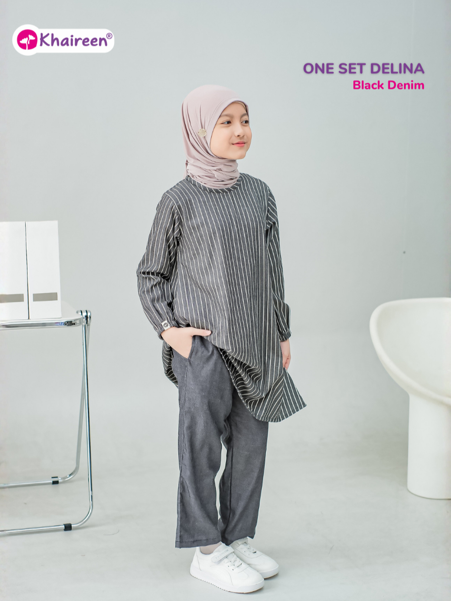KHAIREEN One Set Delina (3-12 Tahun) Setelan Baju Muslim Celana One Set Panjang Soft Katun Denim Motif Stripe Anak Perempuan Casual Semi Jeans