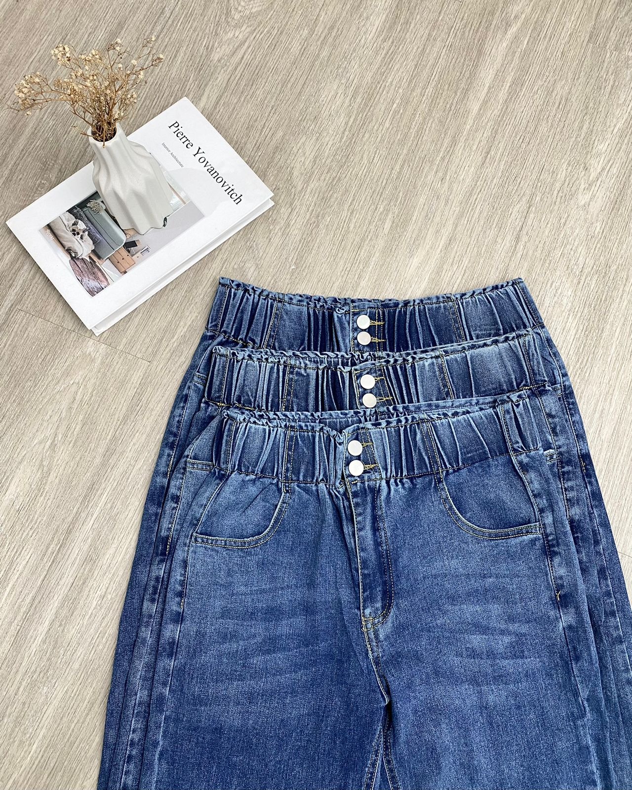 Yura Jeans
