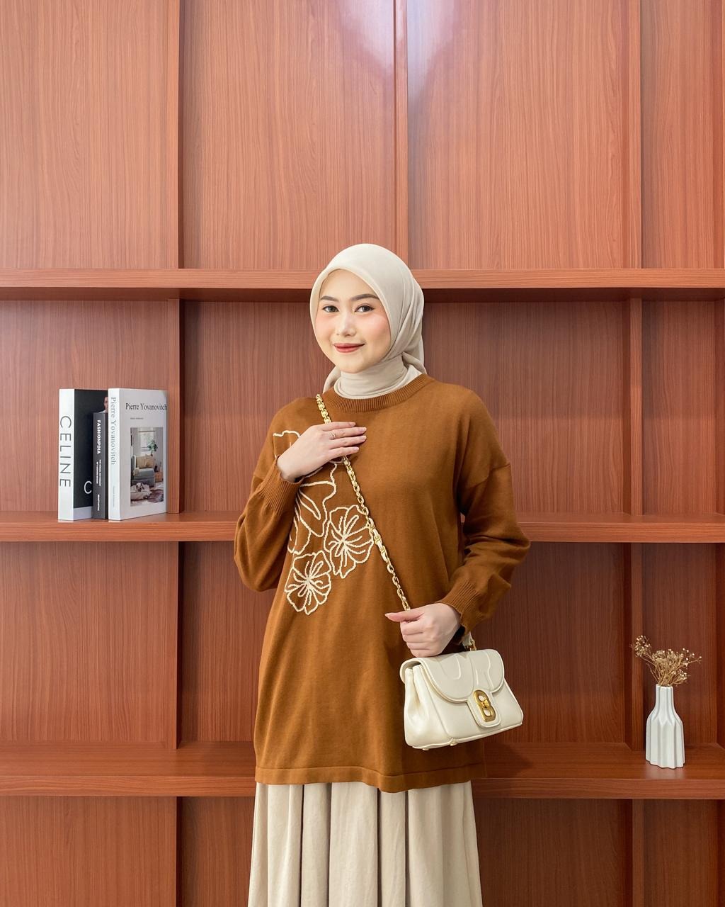 Clara Knit