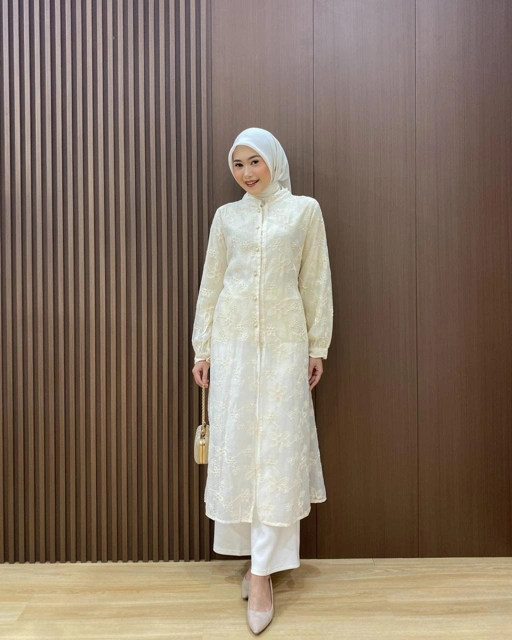 Image of Nirmala Tunik