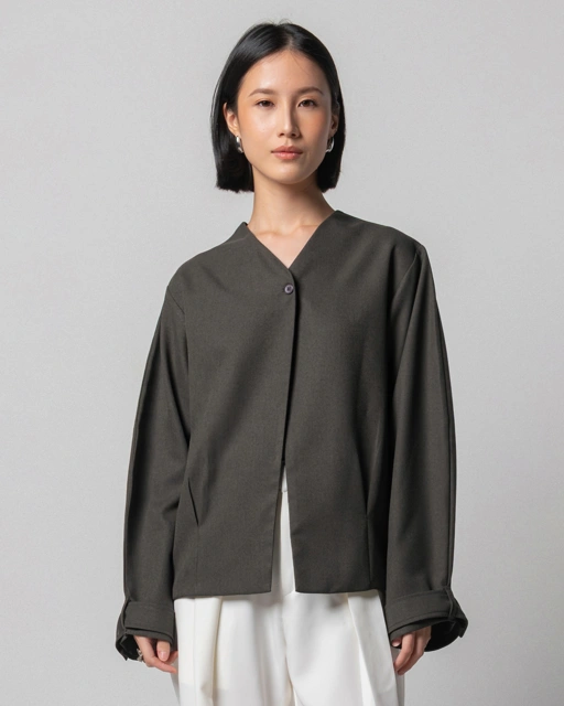 Image of Seina Outer 