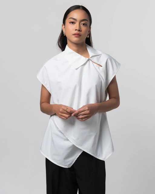 Hela Blouse