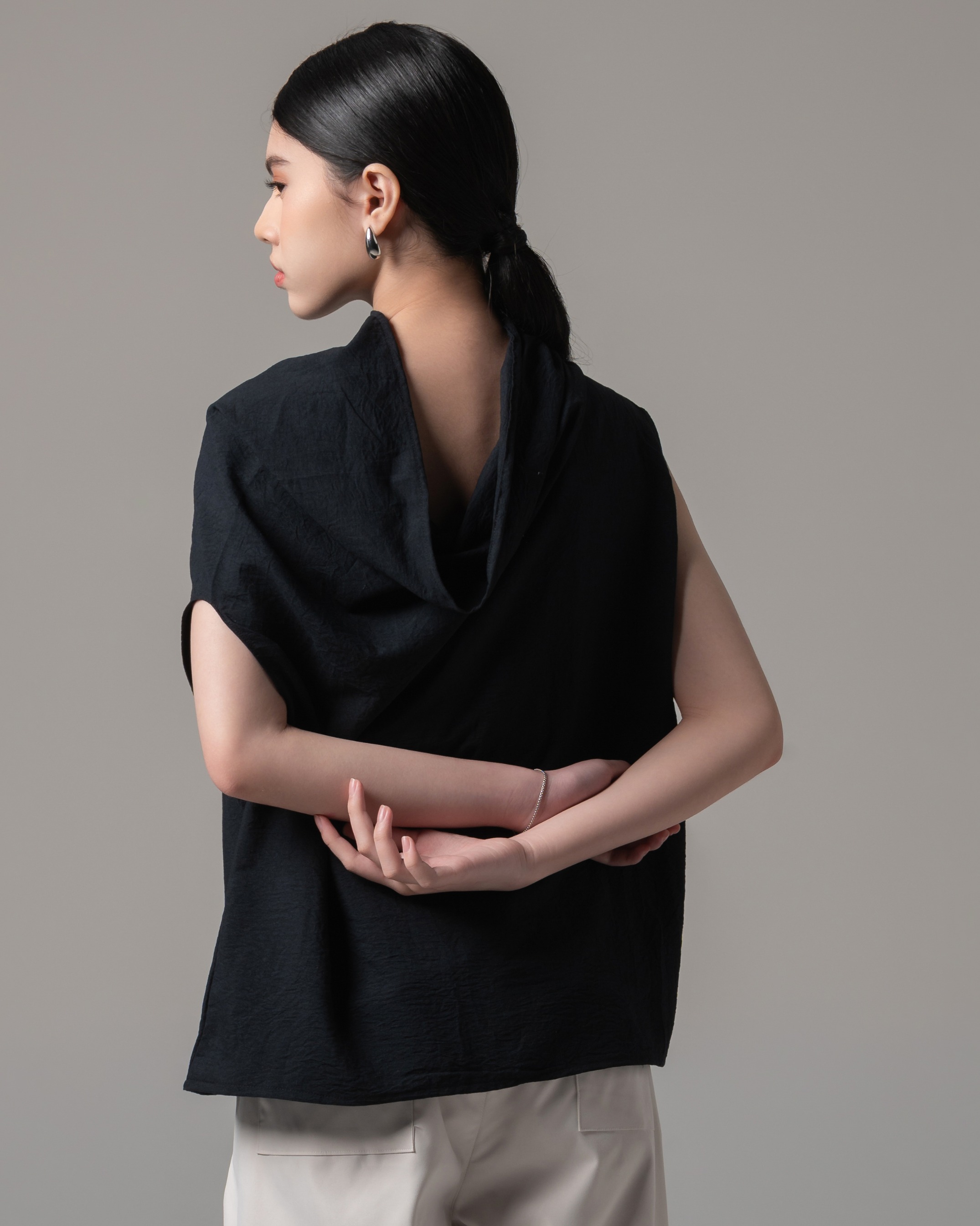Cowl Top 