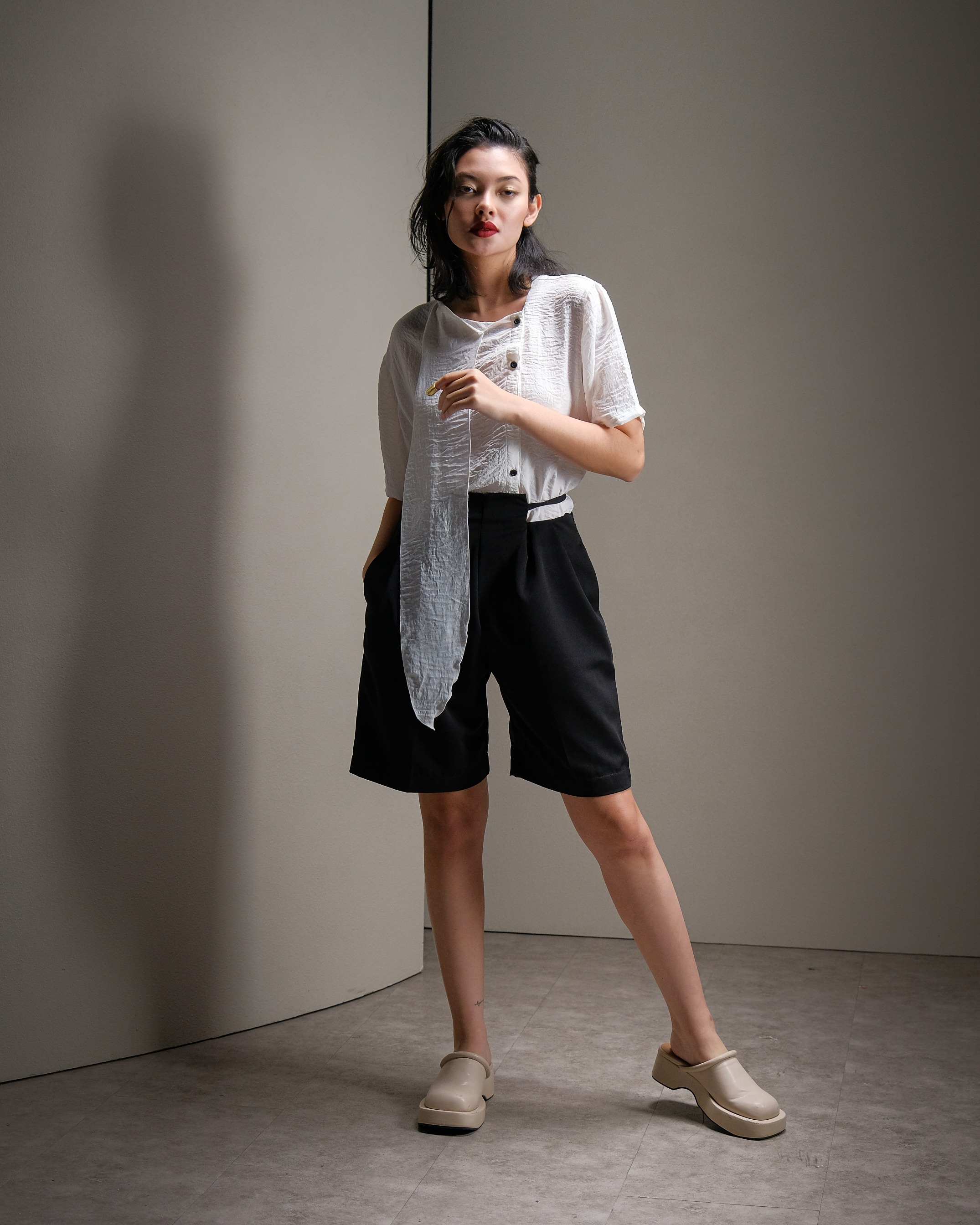Sera Shirt BW