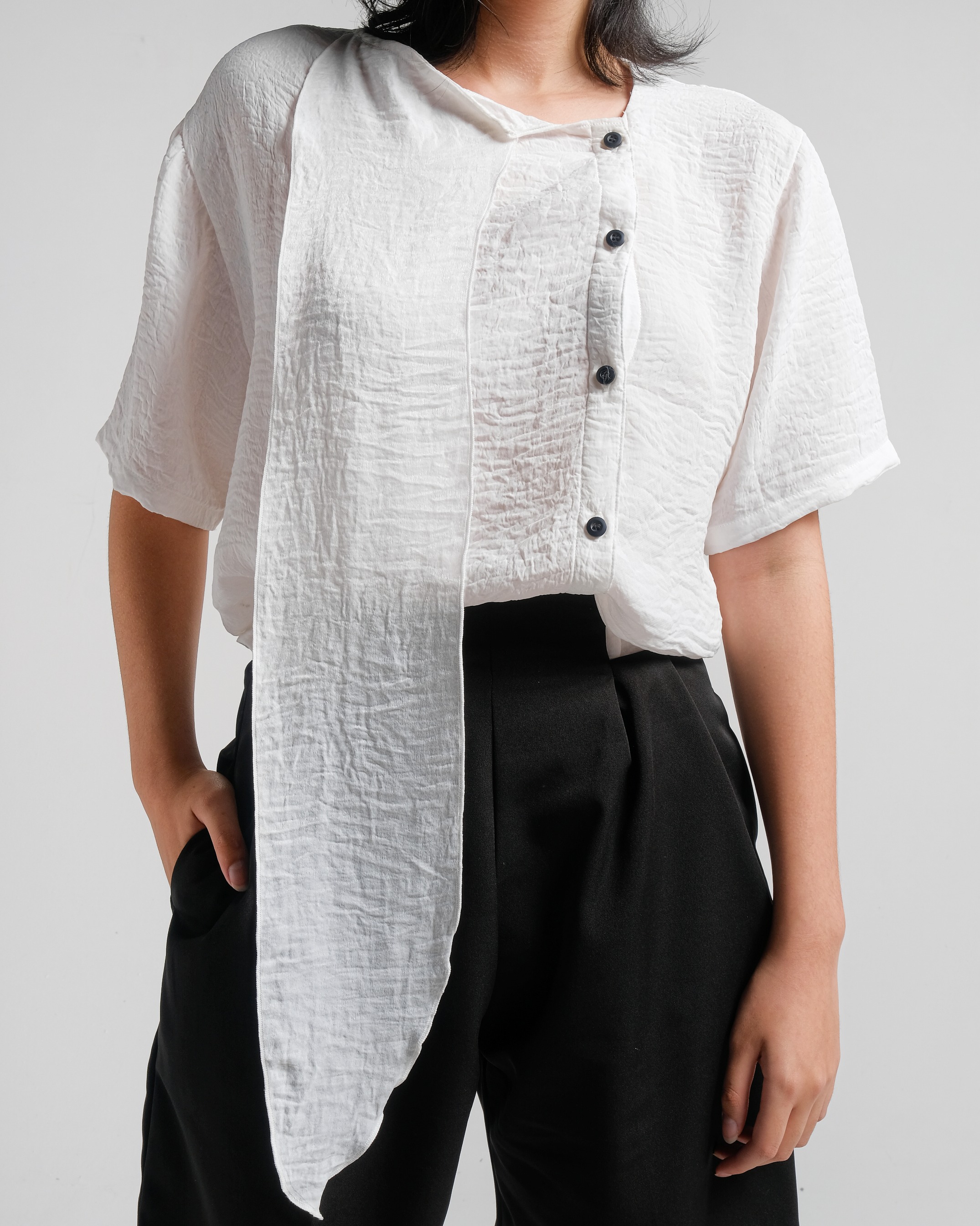 Sera Shirt BW