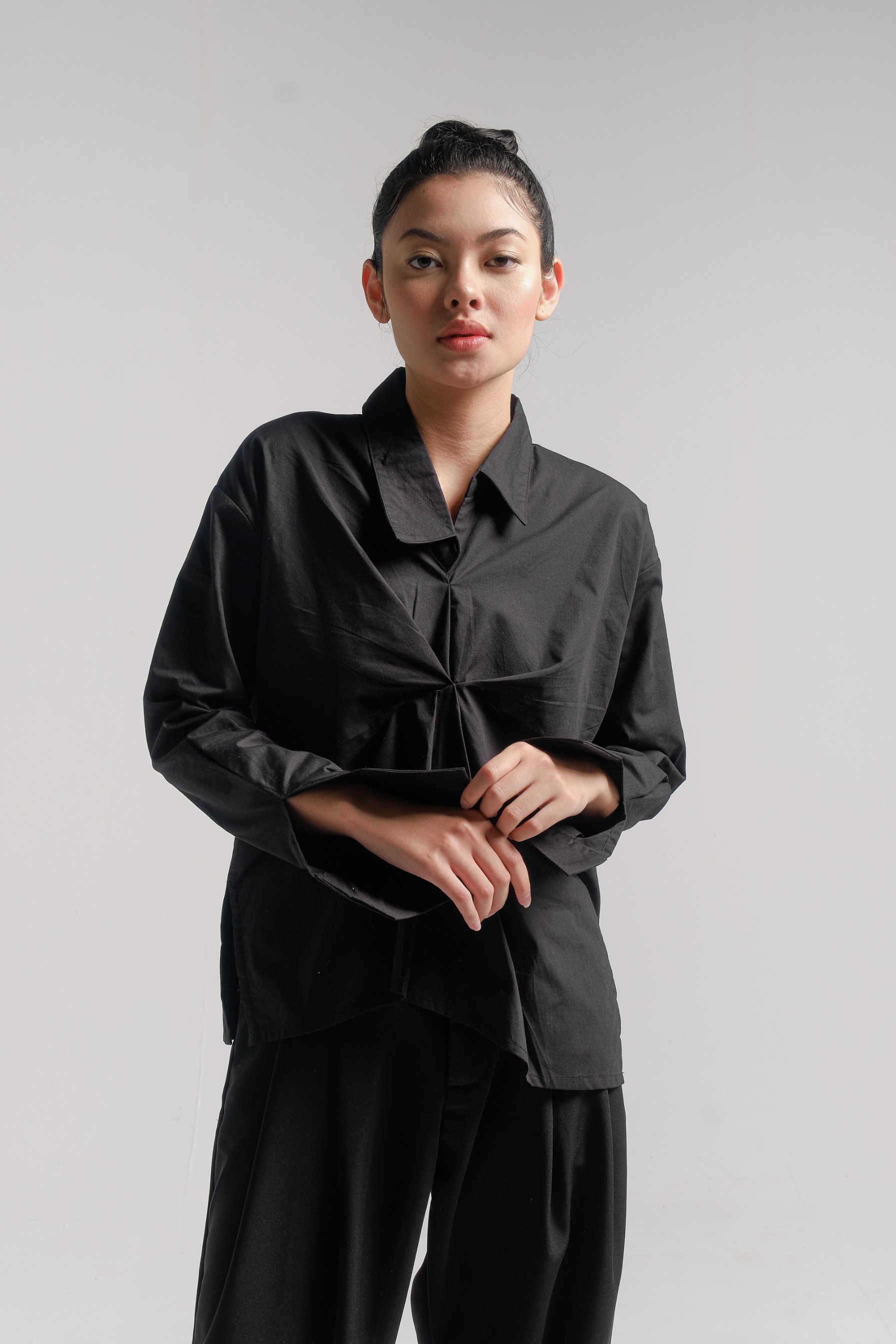 Kubi Shirt Black