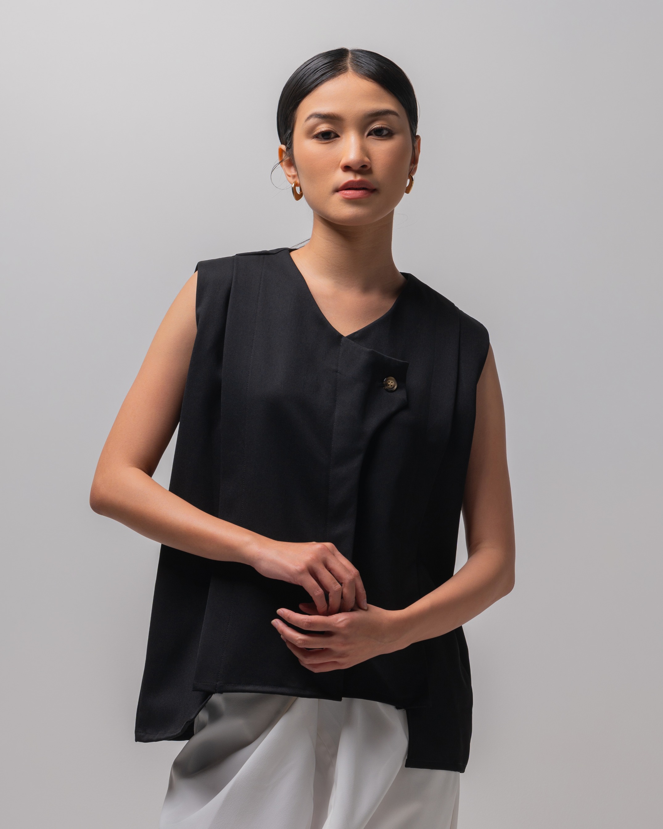 Lola Vest