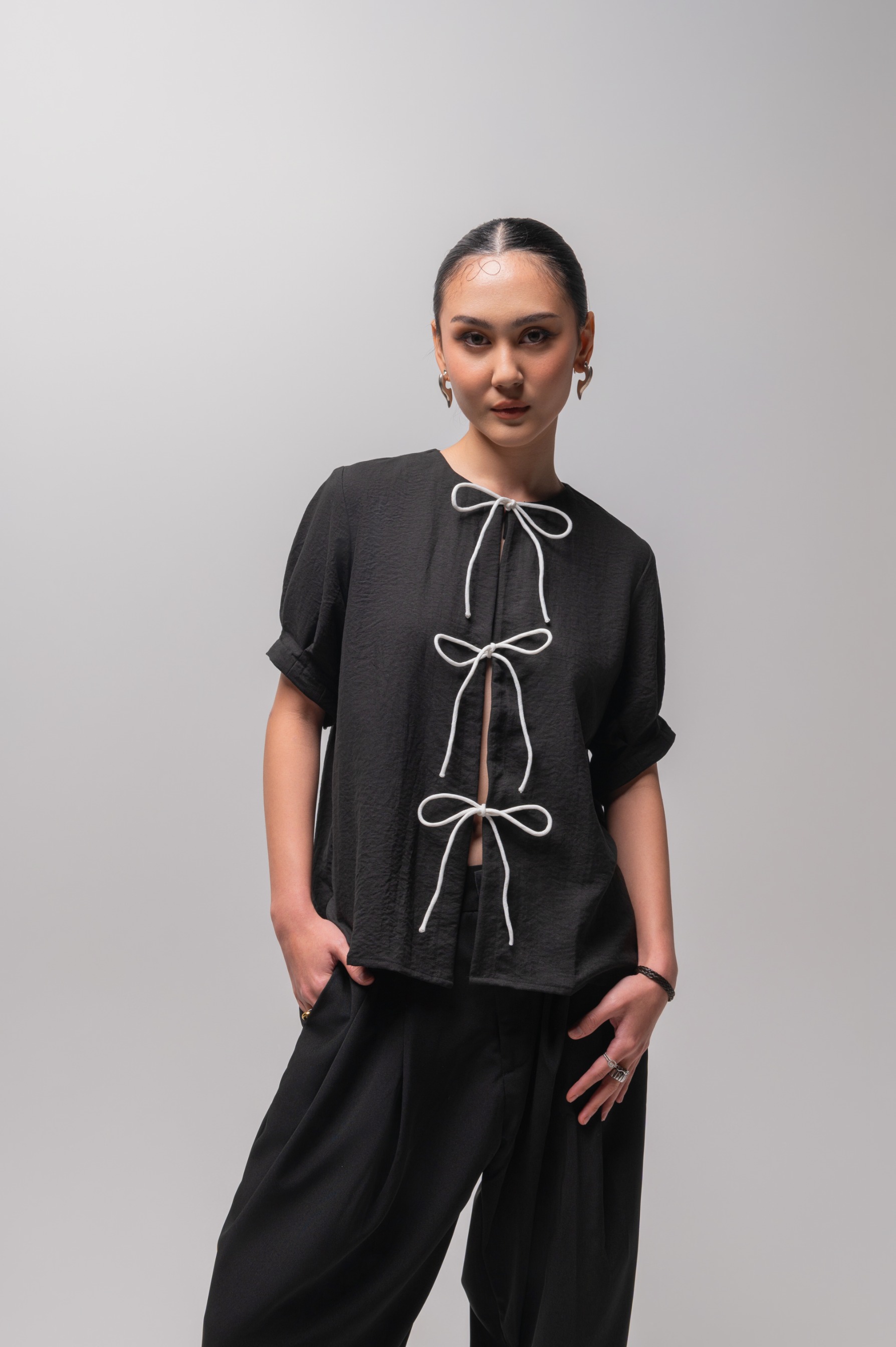 Tail Blouse 